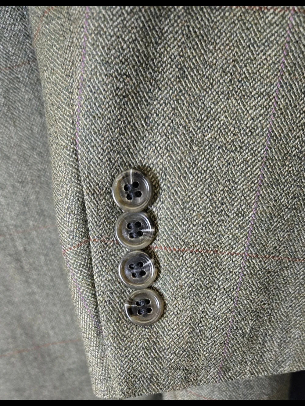 Men's Tailored Two-Button Blazer in Olive #383